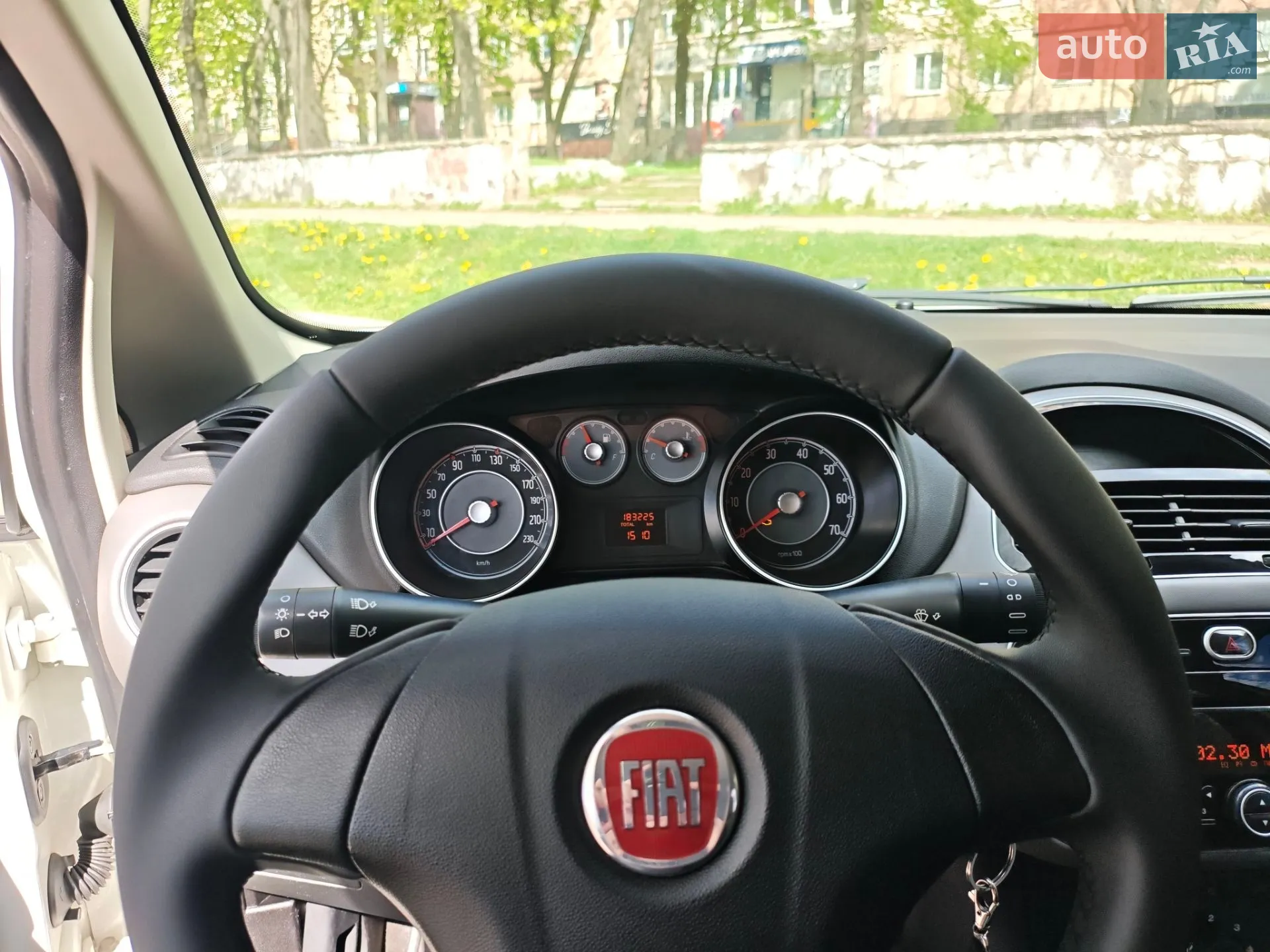 2013 Fiat Linea - мініатюра 12