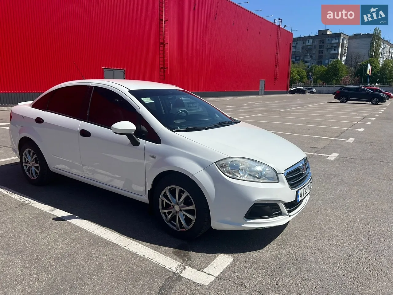 2012 Fiat Linea - мініатюра 17