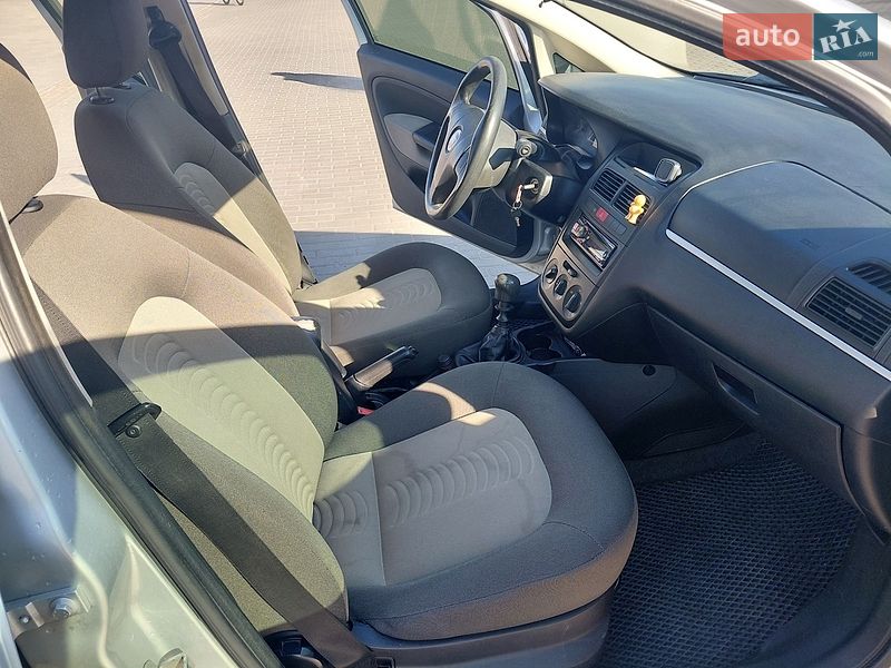 Седан Fiat Linea 2008 в Киеве