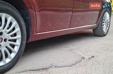 Седан Fiat Linea 2010 в Житомире