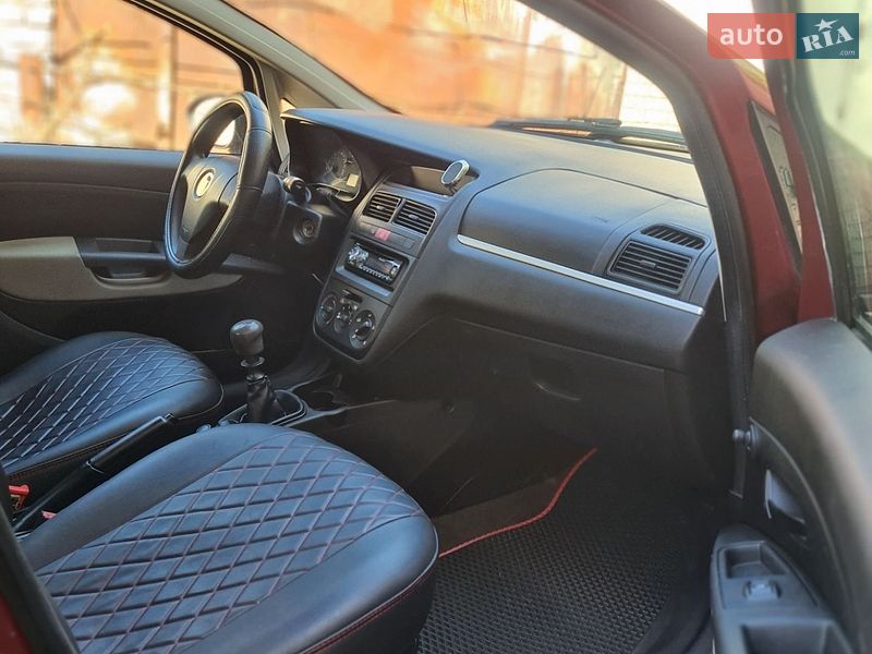 Седан Fiat Linea 2010 в Житомире