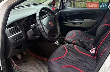 Седан Fiat Linea 2012 в Ладыжине
