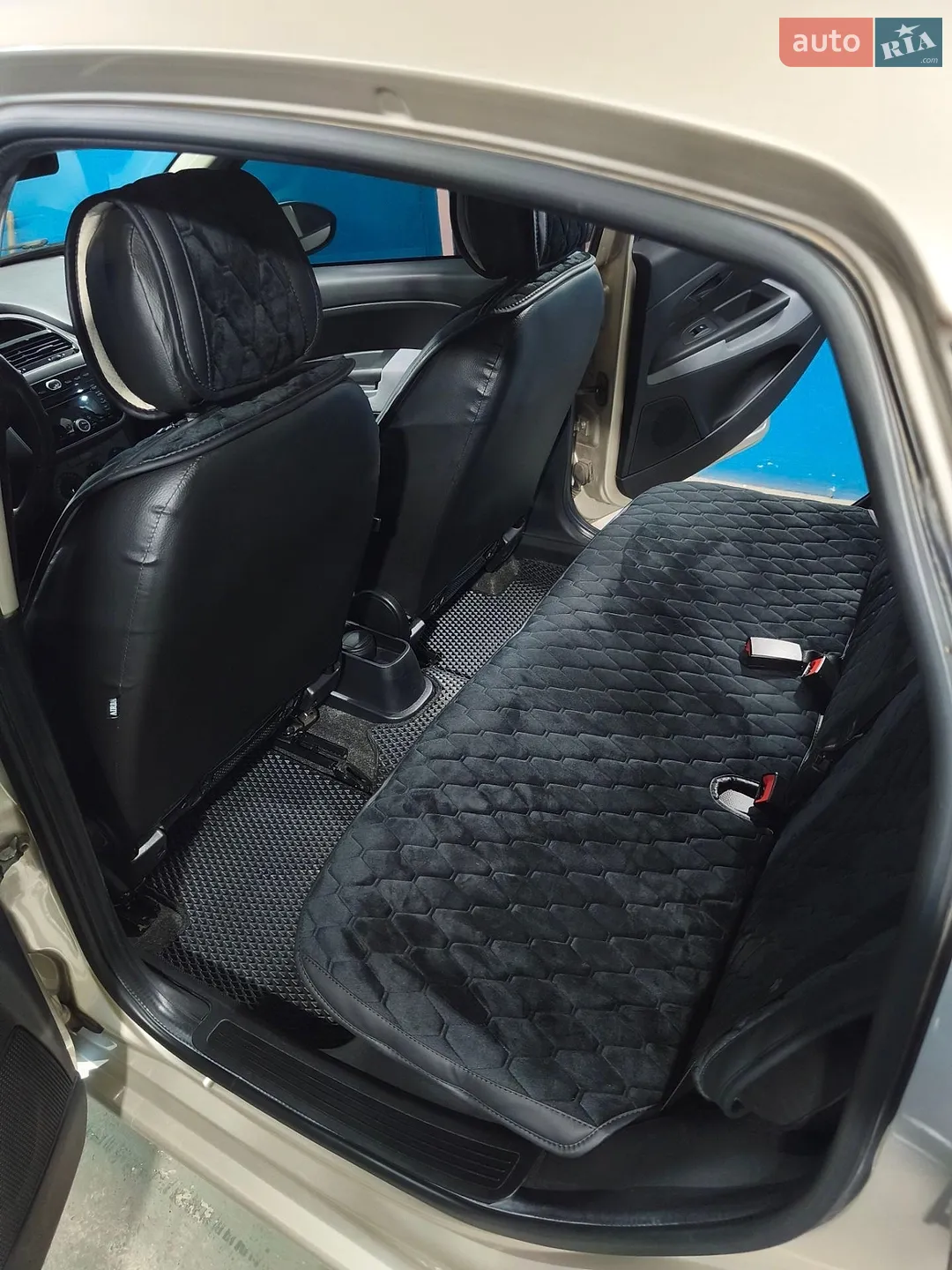 2013 Fiat Linea - мініатюра 15