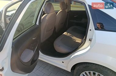 Седан Fiat Linea 2015 в Тальном