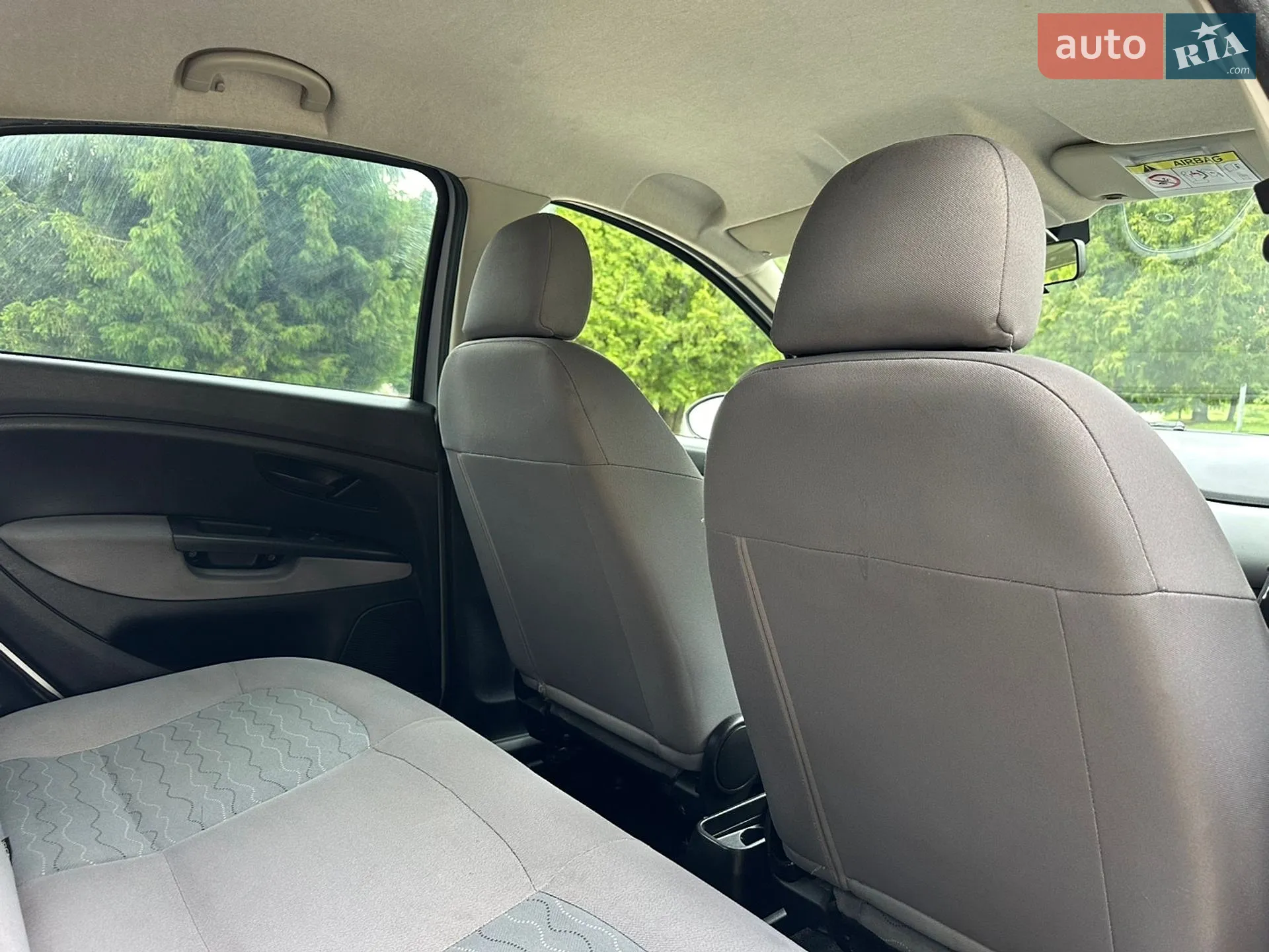 2015 Fiat Linea - мініатюра 36