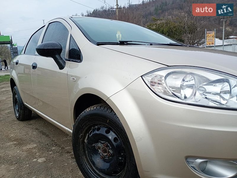 Седан Fiat Linea 2012 в Косове фото 15 Седан Fiat Linea 2012 в Косове