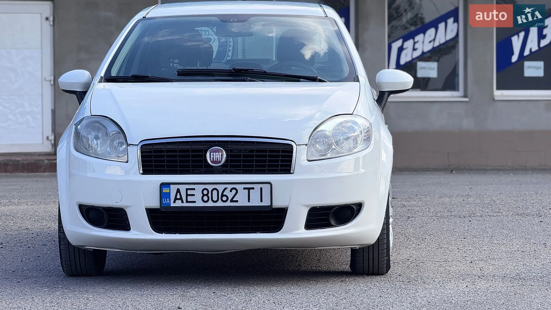 2012 Fiat Linea - мініатюра 2