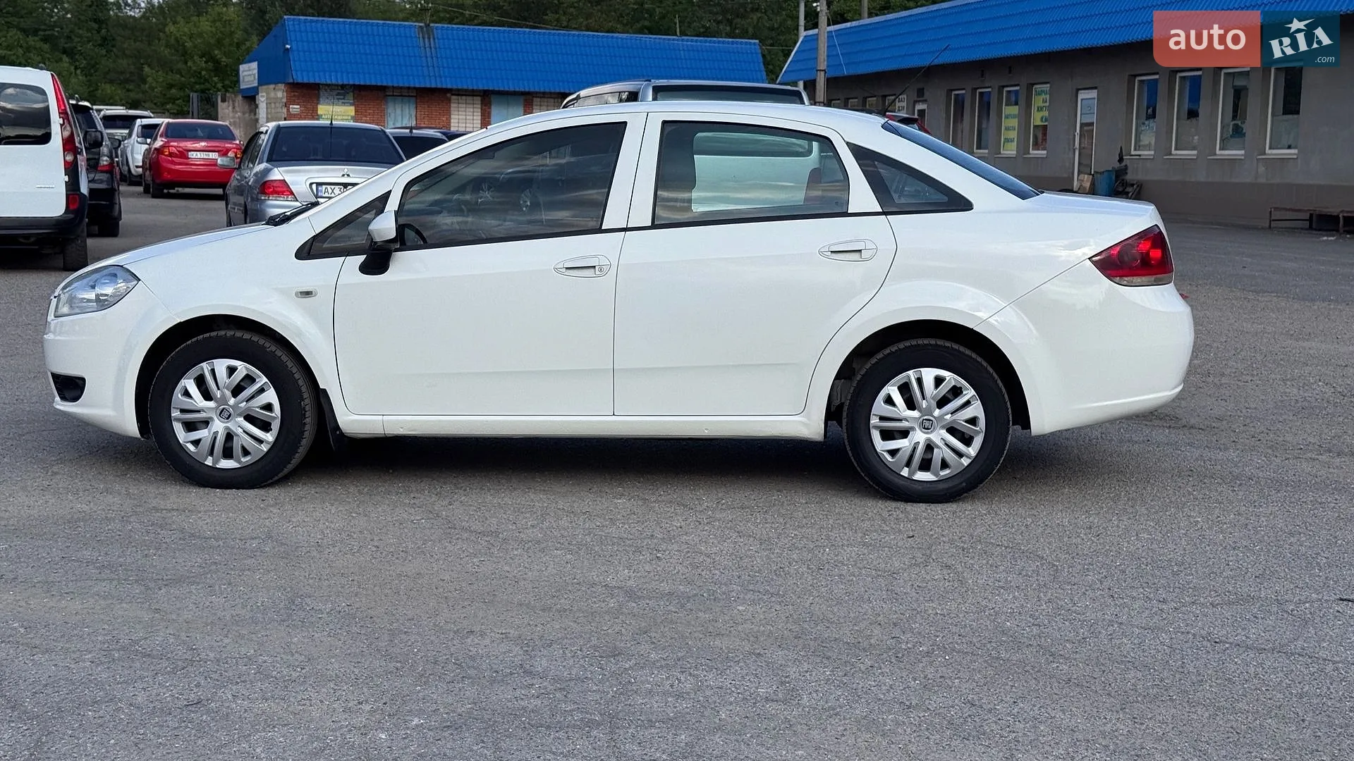 2012 Fiat Linea - мініатюра 9