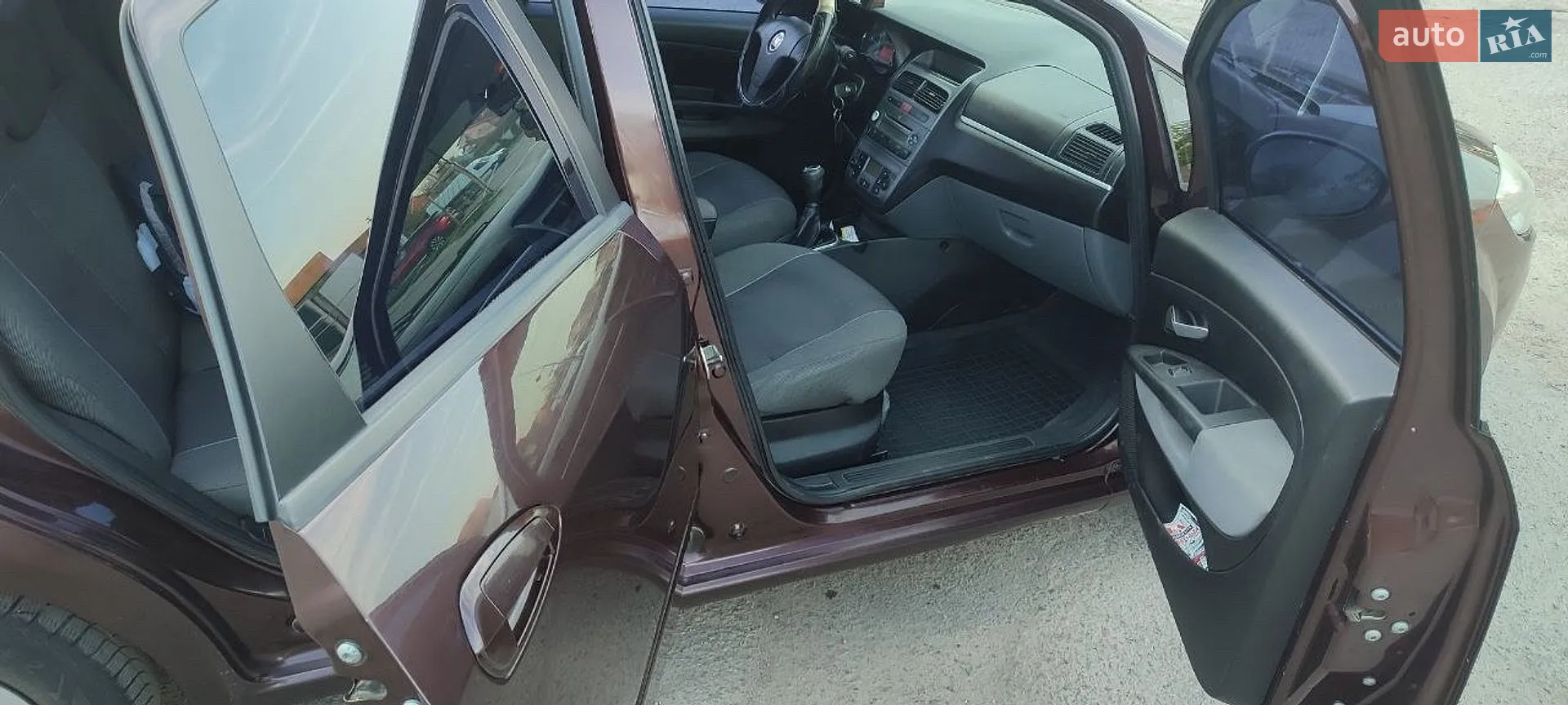 2012 Fiat Linea - мініатюра 5