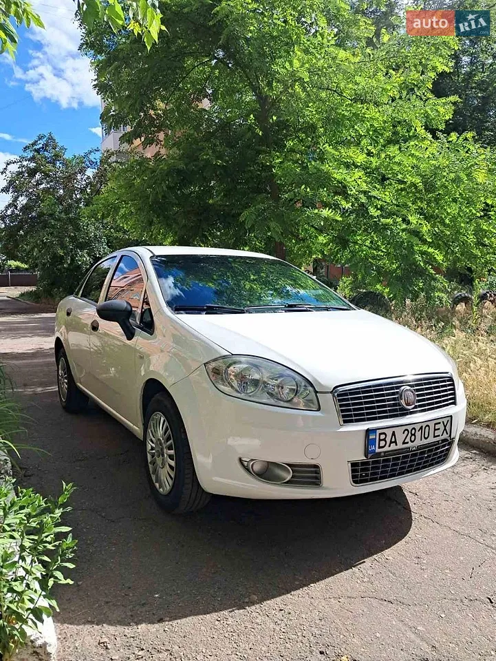 2013 Fiat Linea - мініатюра 19