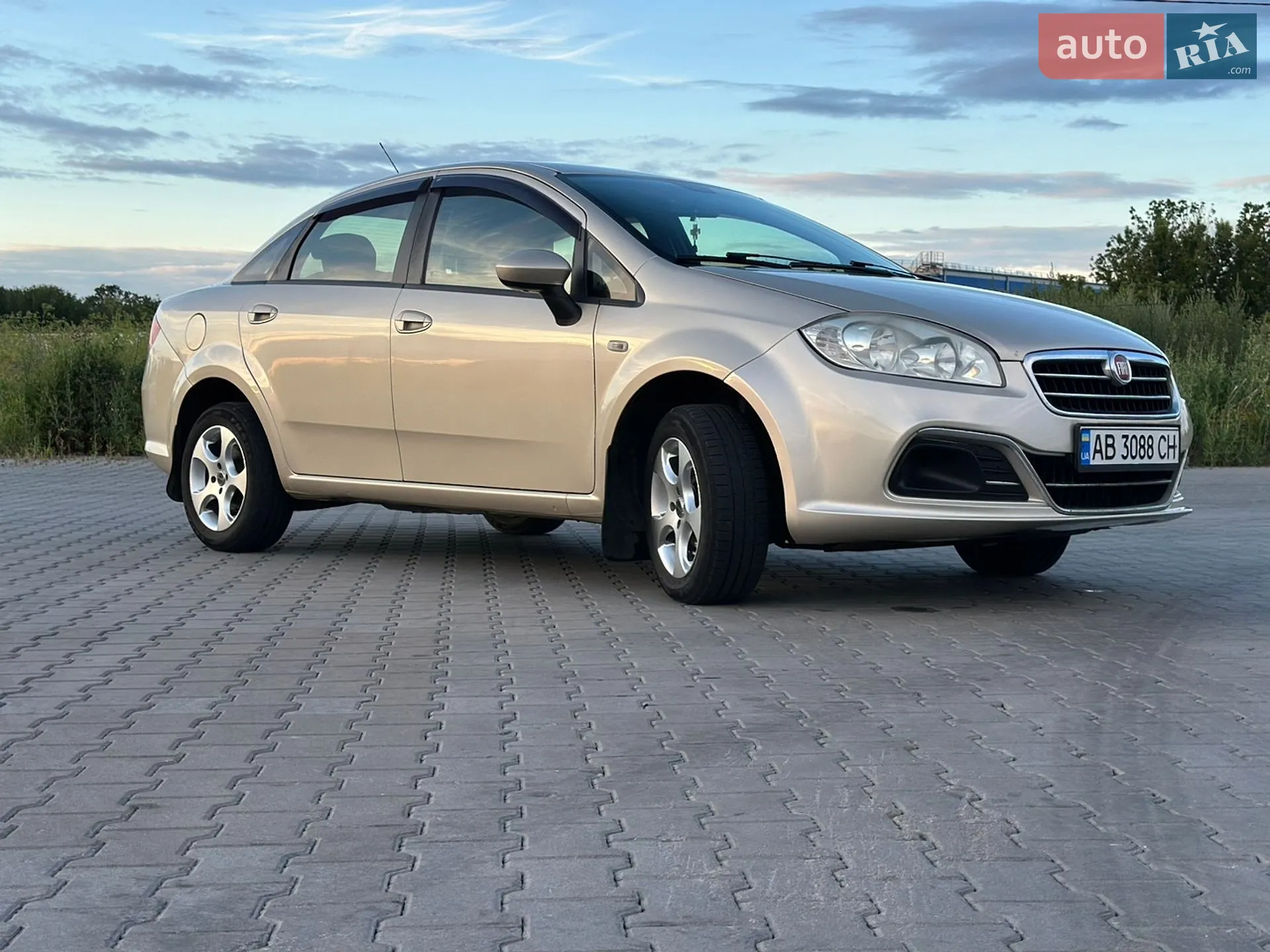 2013 Fiat Linea - мініатюра 9