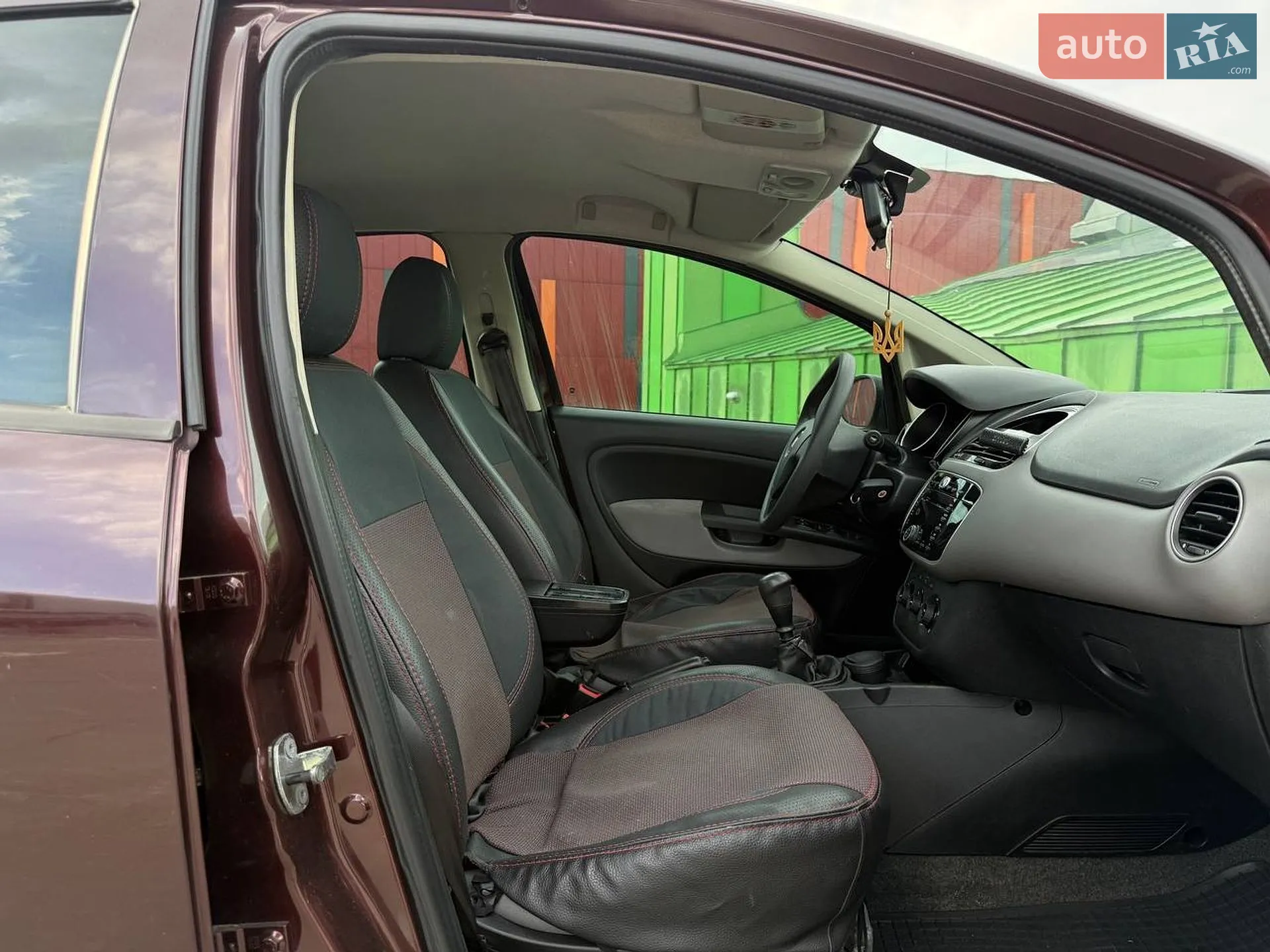 2013 Fiat Linea - мініатюра 12