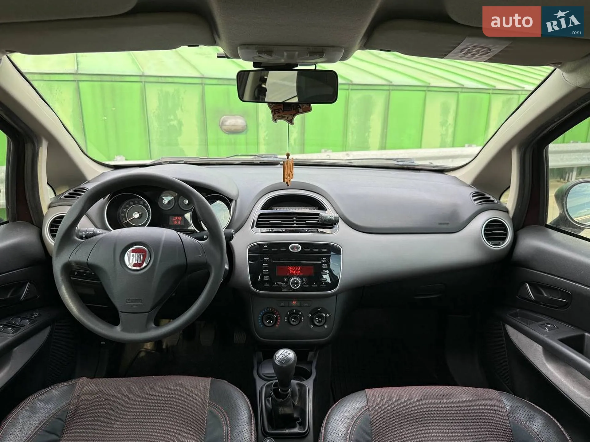 2013 Fiat Linea - мініатюра 13