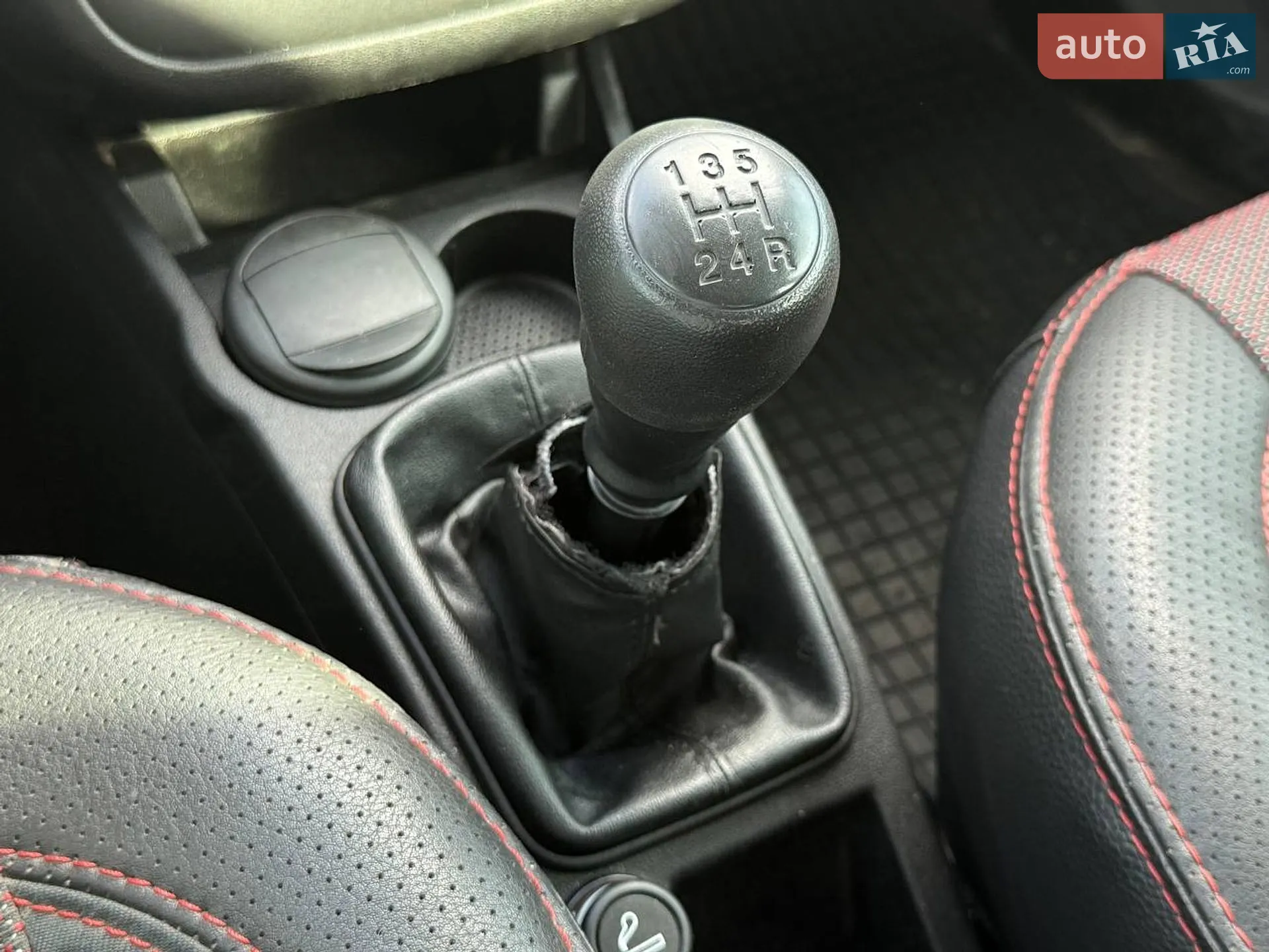 2013 Fiat Linea - мініатюра 22