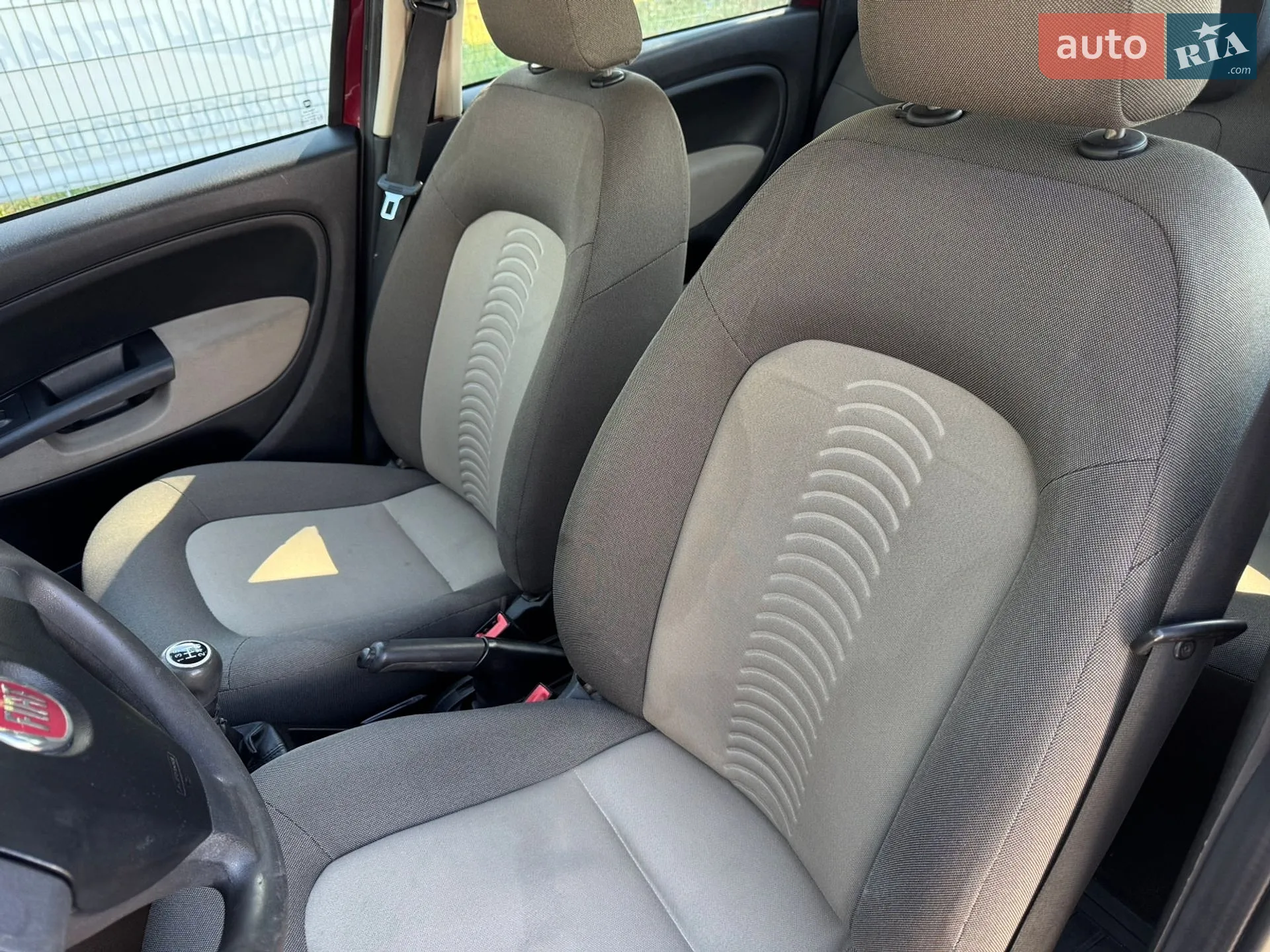 2010 Fiat Linea - мініатюра 10