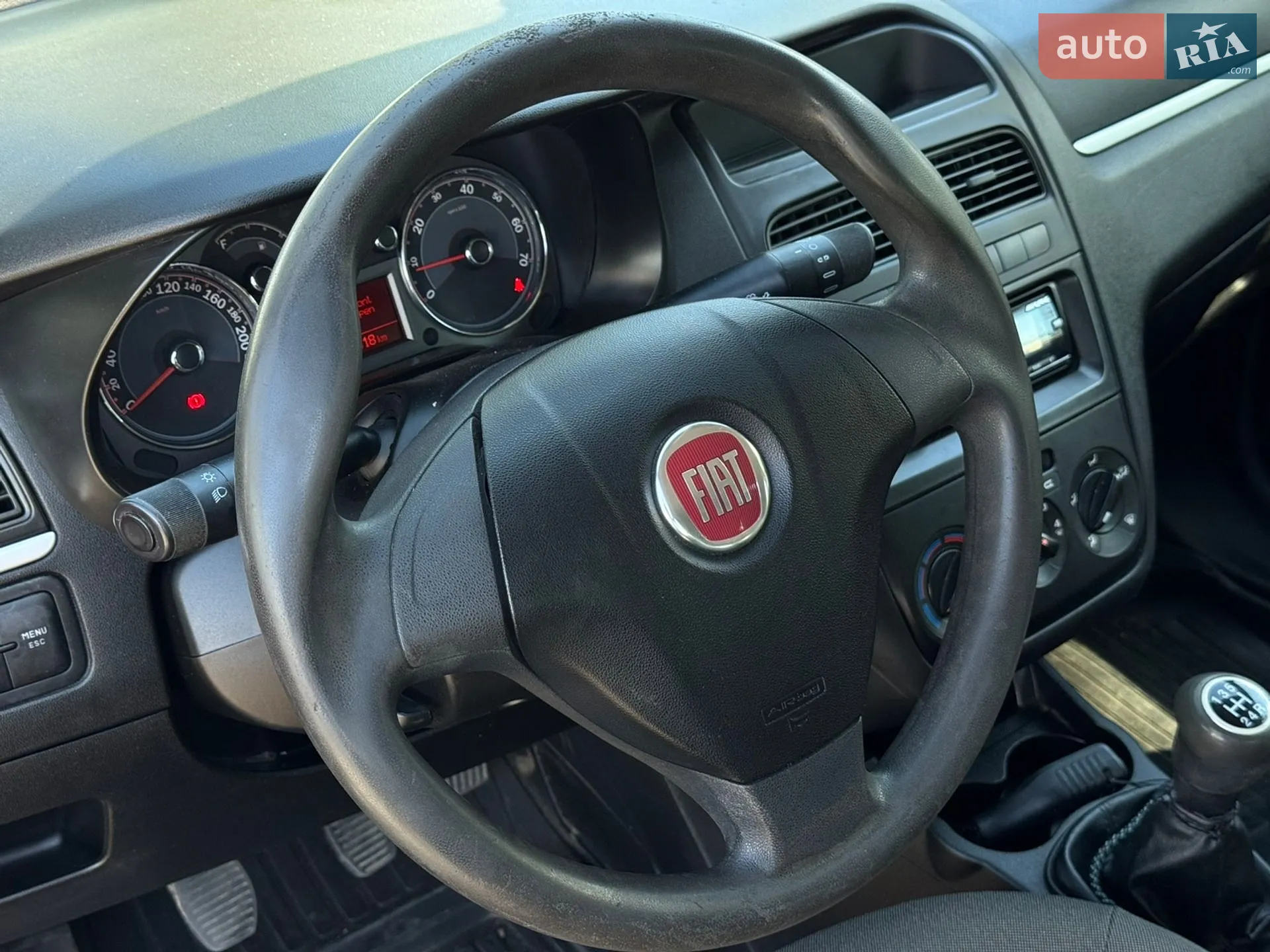 2010 Fiat Linea - мініатюра 15