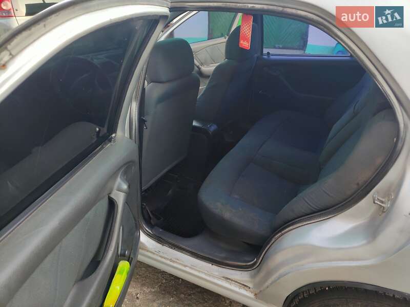 Седан Fiat Marea 2000 в Ровно