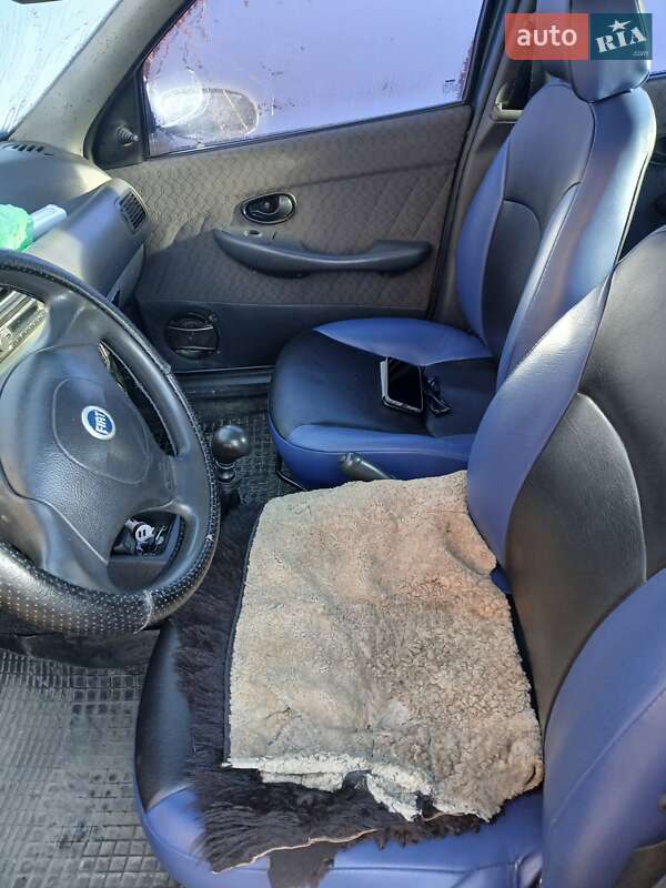 Хэтчбек Fiat Palio 2004 в Ивано-Франковске