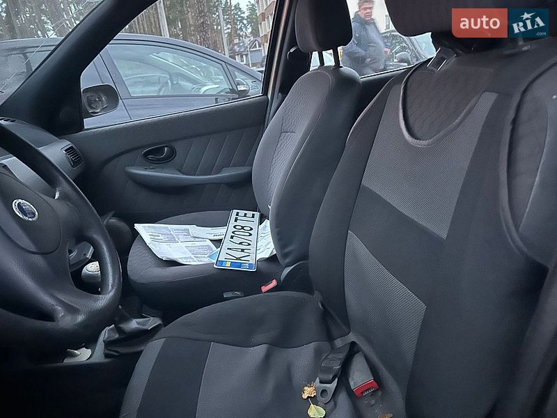 Хетчбек Fiat Palio 2004 в Ірпені