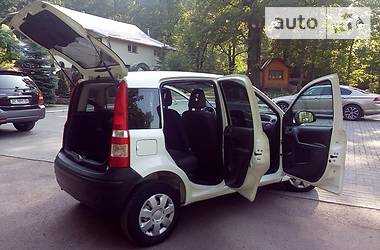 Хэтчбек Fiat Panda 2011 в 