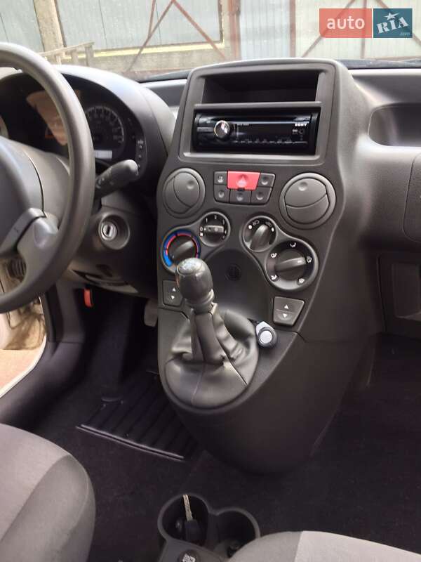 Хетчбек Fiat Panda 2012 в Хусті