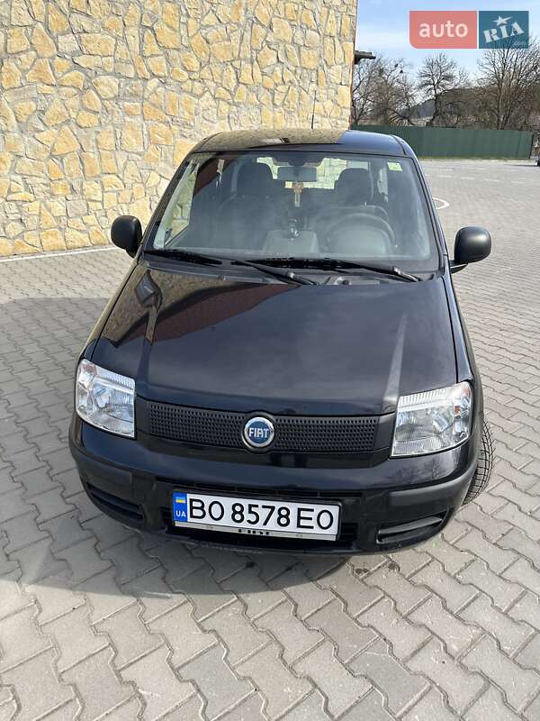 Хэтчбек Fiat Panda 2012 в Бережанах