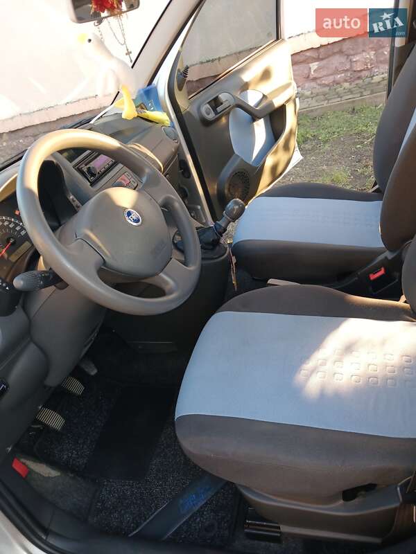 Хэтчбек Fiat Panda 2007 в Городке