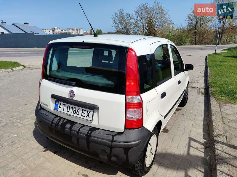 Хэтчбек Fiat Panda 2009 в Винниках
