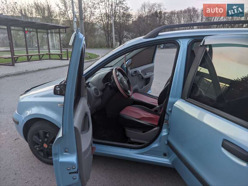 Хэтчбек Fiat Panda 2005 в Луцке