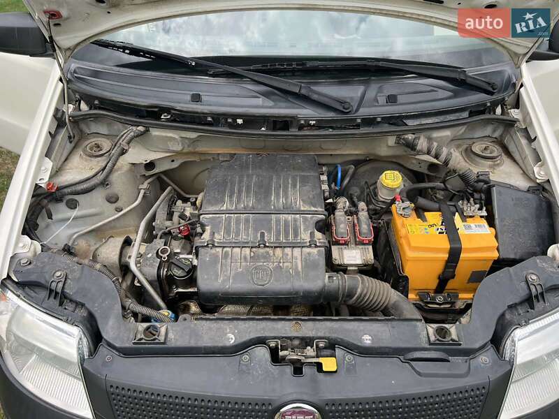 Хэтчбек Fiat Panda 2011 в Ивано-Франковске