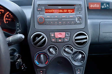 Хетчбек Fiat Panda 2010 в 