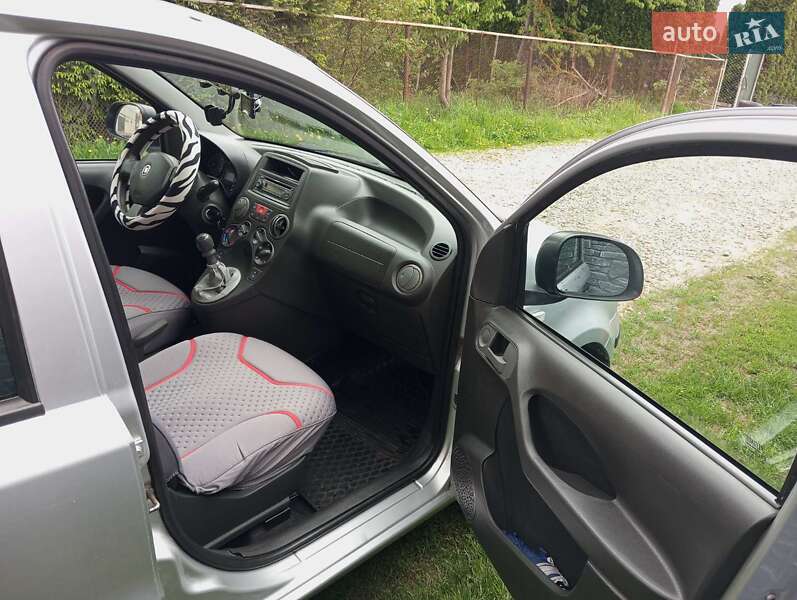 Хэтчбек Fiat Panda 2011 в Тернополе