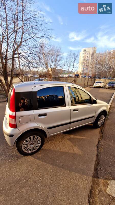 Хетчбек Fiat Panda 2009 в 
