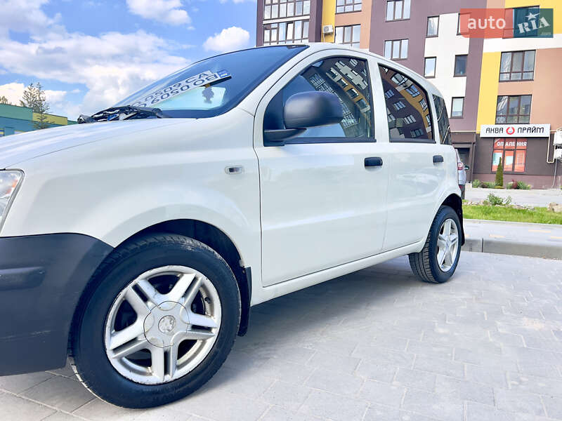 Хэтчбек Fiat Panda 2011 в Тернополе
