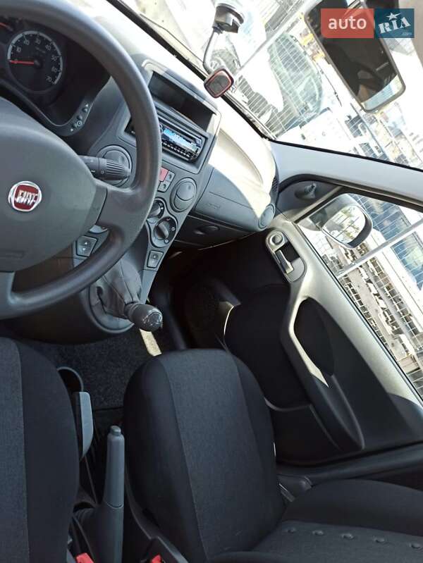 Хетчбек Fiat Panda 2011 в Львові