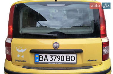Хэтчбек Fiat Panda 2012 в 