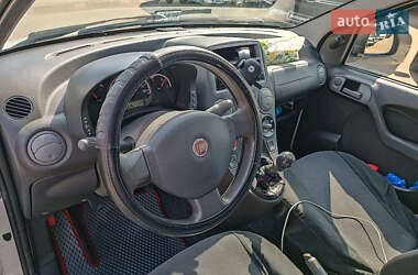 Хэтчбек Fiat Panda 2011 в 