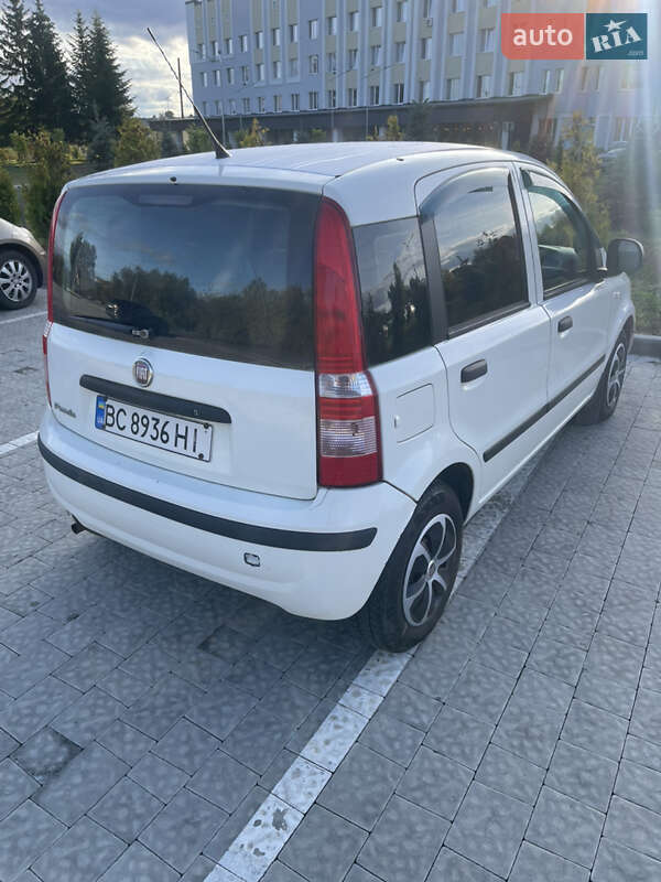 Хетчбек Fiat Panda 2011 в Мостиській