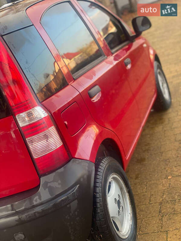 Хэтчбек Fiat Panda 2010 в Городке