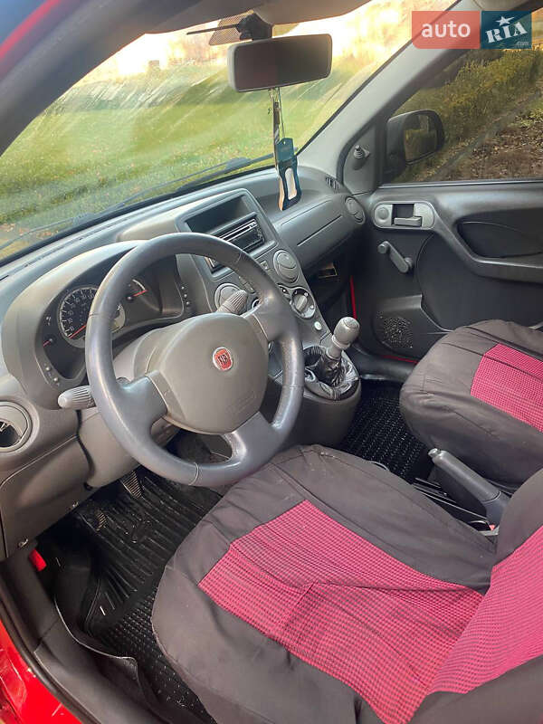 Хэтчбек Fiat Panda 2010 в Городке