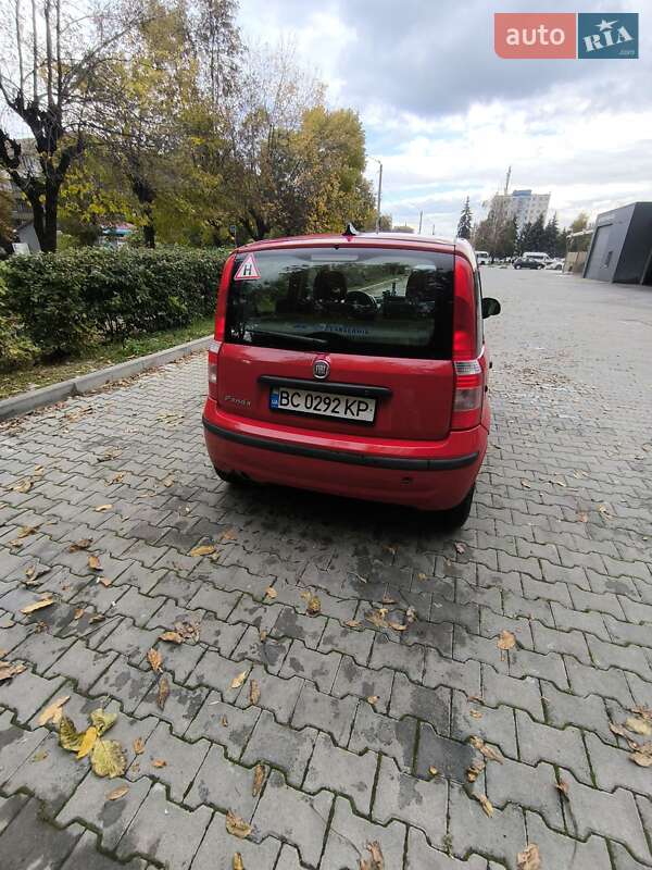 Хэтчбек Fiat Panda 2009 в Черновцах