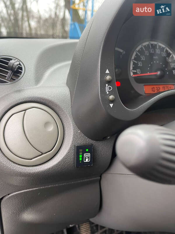 Хэтчбек Fiat Panda 2011 в Верхнеднепровске фото 11 Хэтчбек Fiat Panda 2011 в Верхнеднепровске