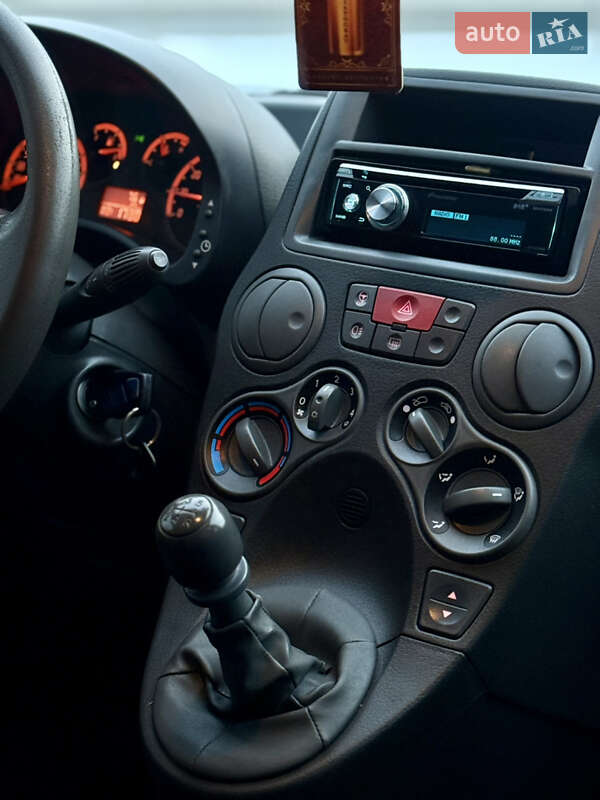 Хетчбек Fiat Panda 2011 в Коломиї фото 21 Хетчбек Fiat Panda 2011 в Коломиї