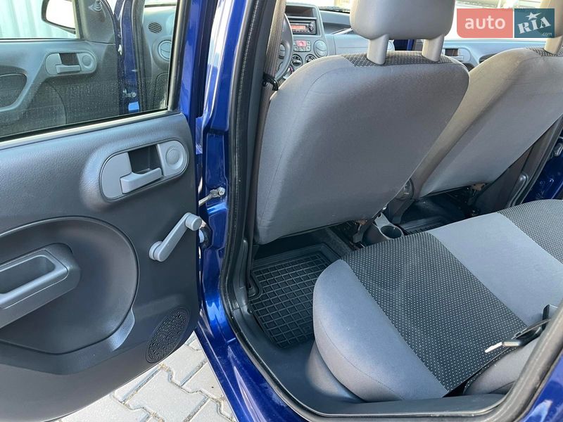 Хэтчбек Fiat Panda 2009 в Дрогобыче фото 10 Хэтчбек Fiat Panda 2009 в Дрогобыче