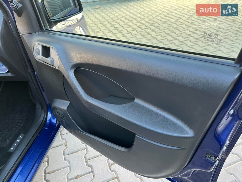 Хэтчбек Fiat Panda 2009 в Дрогобыче фото 14 Хэтчбек Fiat Panda 2009 в Дрогобыче