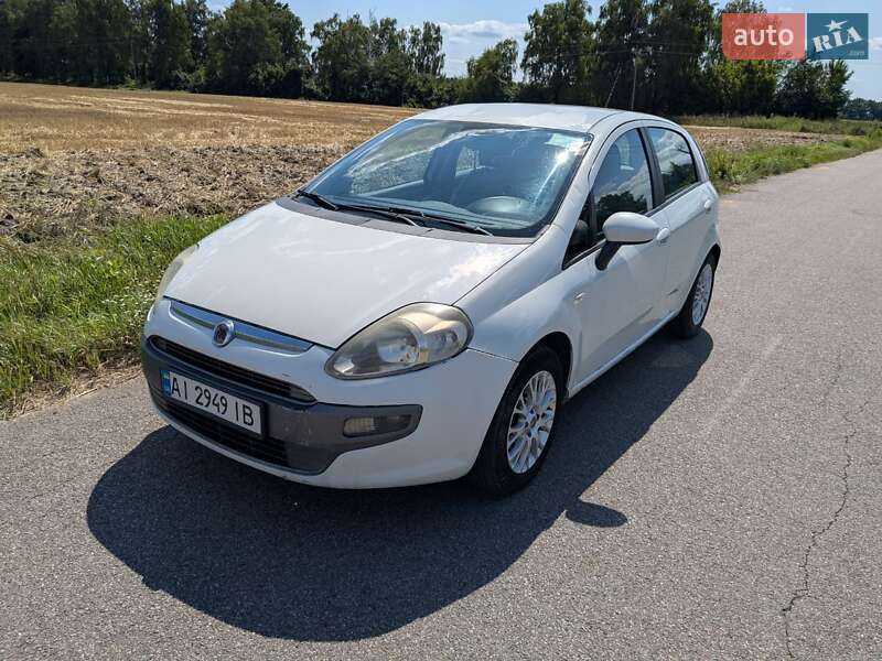 Хэтчбек Fiat Punto Evo 2011 в Боровой