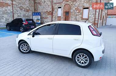 Хэтчбек Fiat Punto Evo 2011 в 