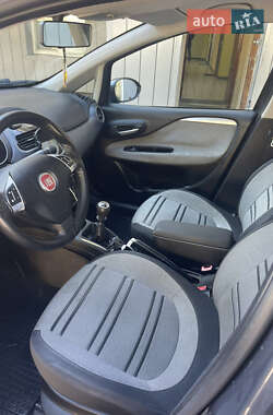 Хэтчбек Fiat Punto Evo 2010 в 