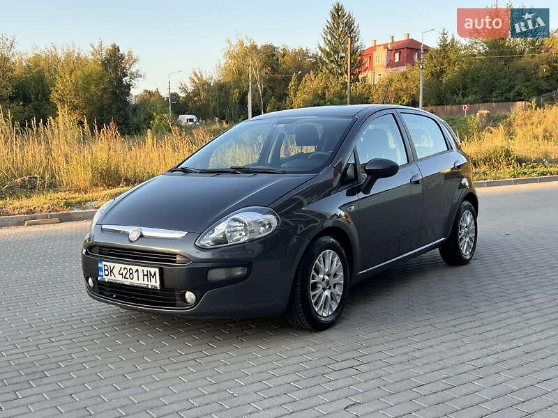 Хетчбек Fiat Punto Evo 2010 в 