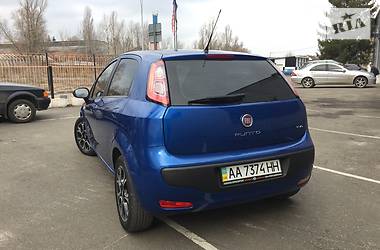 Хэтчбек Fiat Punto 2011 в Киеве